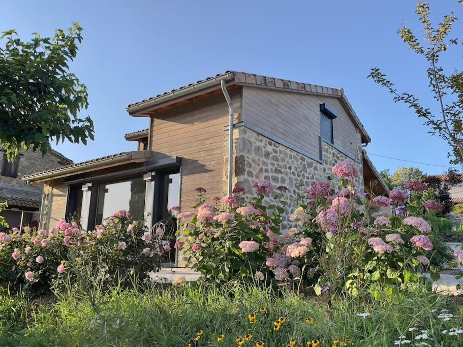 Gite De Charme 5 Etoiles Pour Couple Avec Sauna Et Jacuzzi Exterieurs Privatifs Peaugres Bagian luar foto