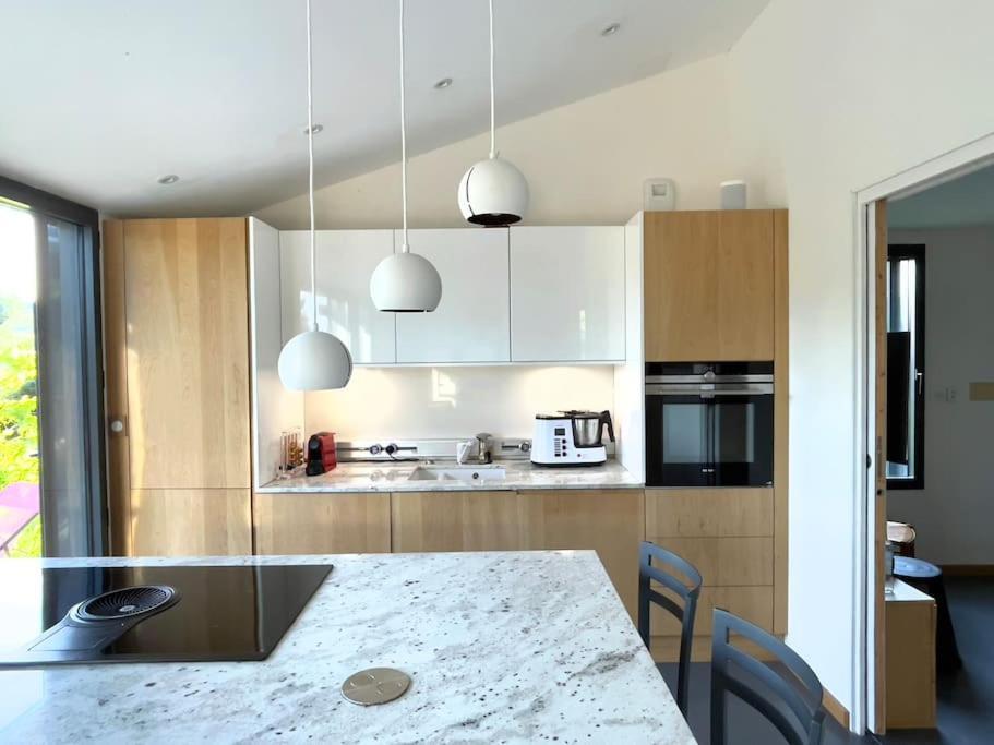 Gite De Charme 5 Etoiles Pour Couple Avec Sauna Et Jacuzzi Exterieurs Privatifs Peaugres Bagian luar foto